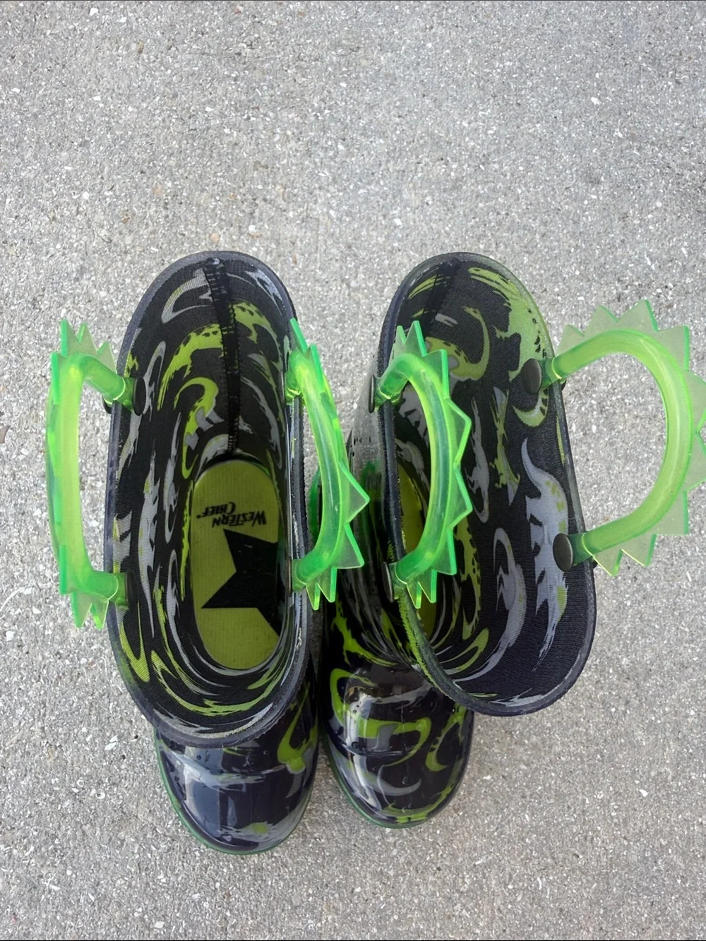 Kids' Light-Up Dinosaur Rain Boots size 9